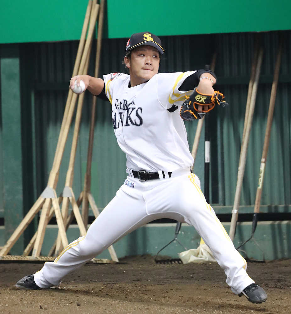 【画像・写真】ソフトＢ　松田遼がブルペン入り「ホークスのＡ組は初めてなので緊張した」