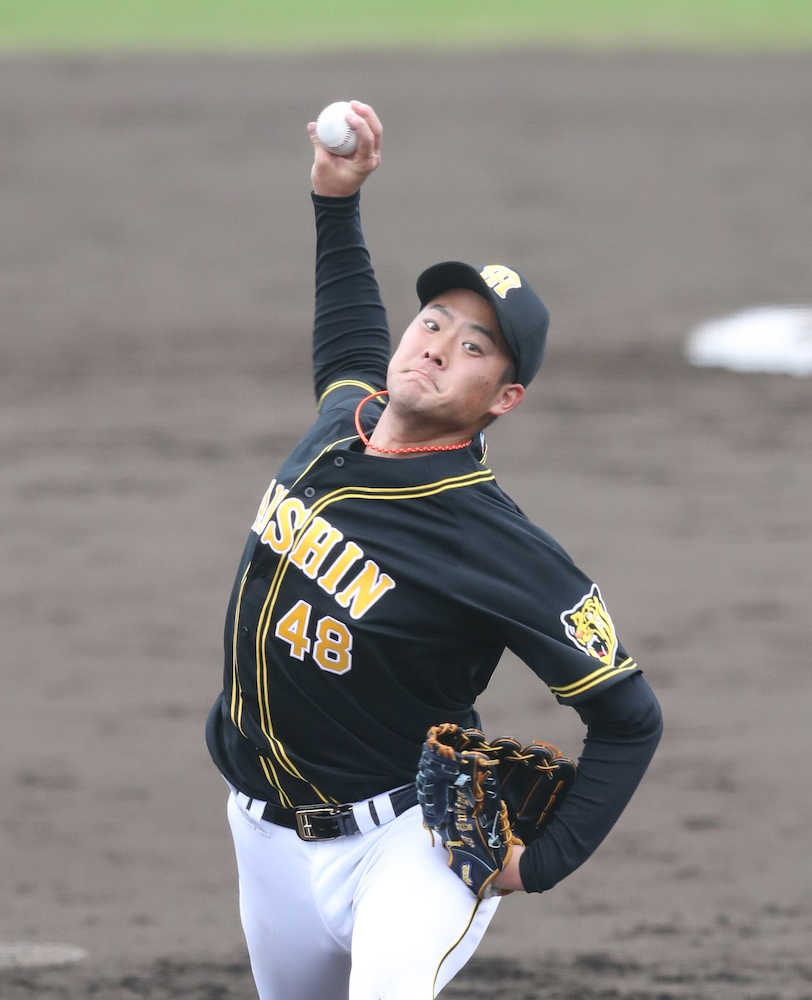 【画像・写真】阪神ドラ４斎藤、合格デビュー　梅野の助けで「落ち着いて投げられた」