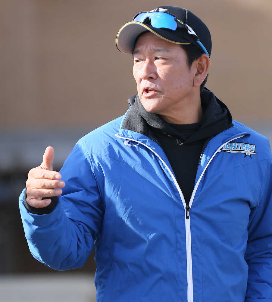 【画像・写真】【キャンプ隠しマイク】栗山監督が悲願達成「やっと見たよ！」