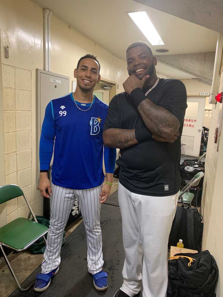 【画像・写真】実は親戚！ＤｅＮＡソト、ロッテ・バルガスと共闘誓う「２人でいい成績を」
