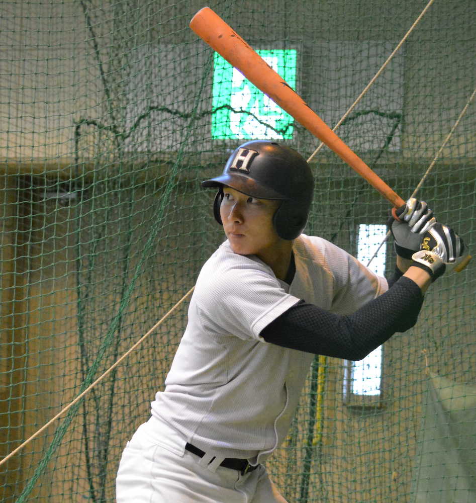 【画像・写真】法大キャンプ開始　ドラフト候補船曳、俊足アピール　常に盗塁狙う