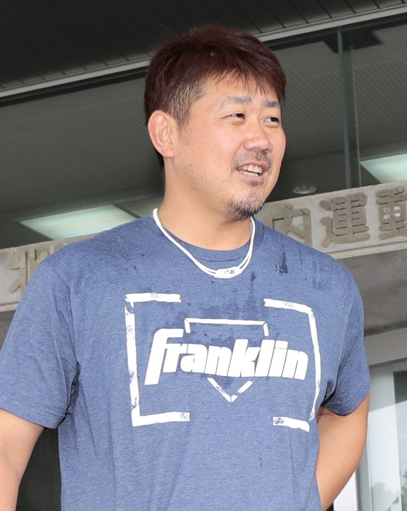 【画像・写真】松坂　２日連続で右肩検査へ、状態思いやる白井オーナー