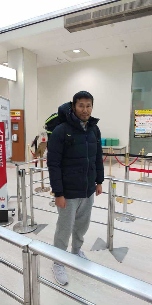 【画像・写真】久保康友　メキシカンリーグ挑戦のため出発「怖さもありますが、貴重な体験になると思います」