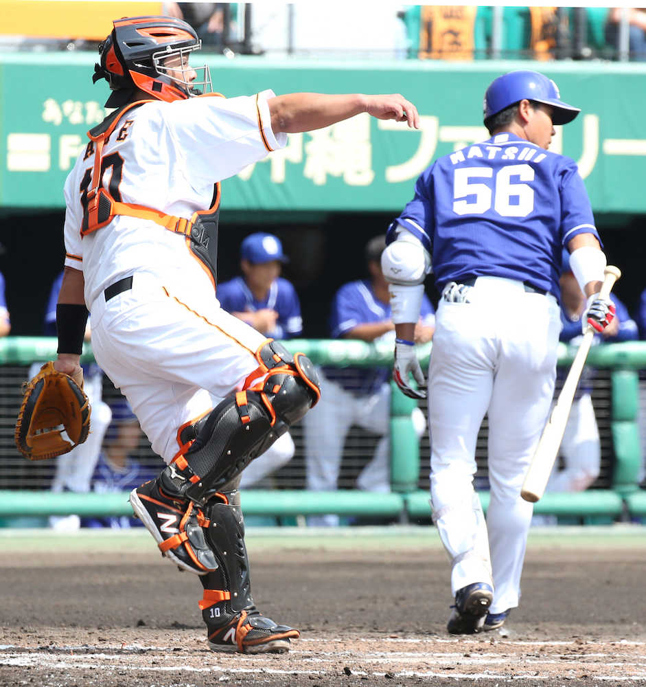 【画像・写真】巨人・阿部１０７３日ぶりに「捕手」で出場　今季初実戦の山口をリード「久しぶりに緊張した」