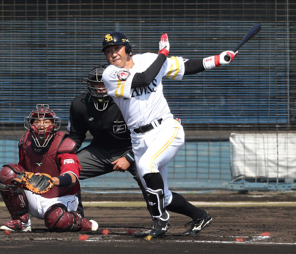 【画像・写真】ソフトＢ内川、今季チーム“初安打”に笑顔「誰よりも先に打てて良かった」