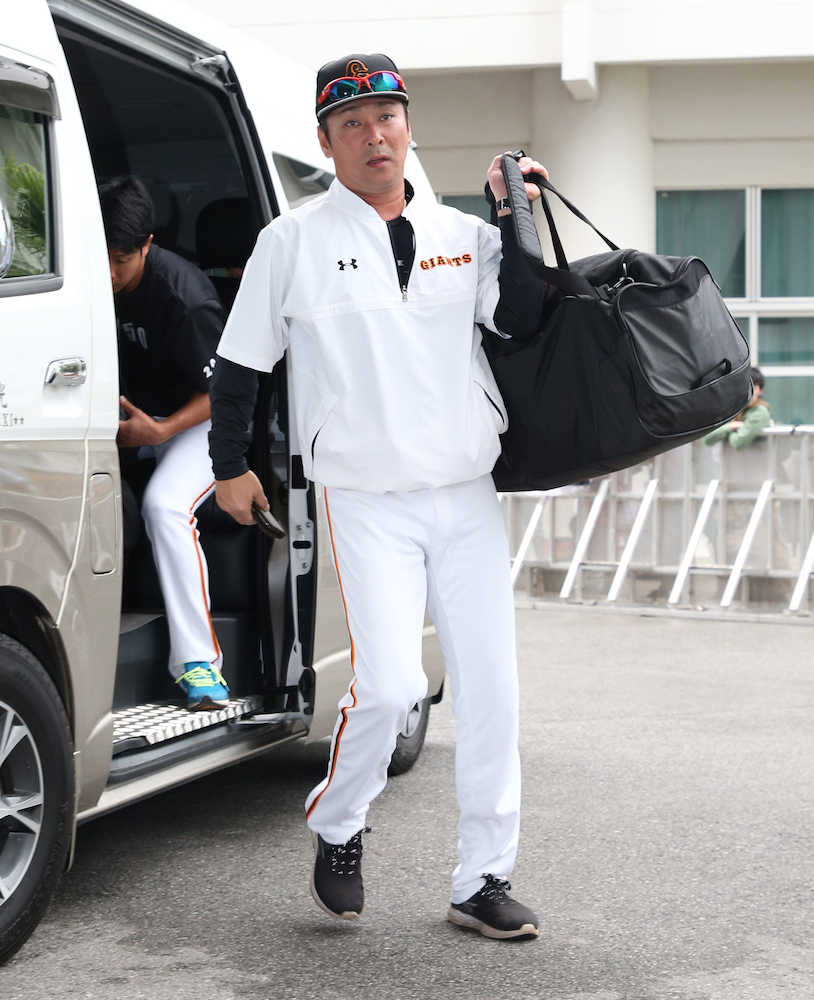 【画像・写真】巨人、春季キャンプ打ち上げ　原監督、ＭＶＰは「元木コーチ」