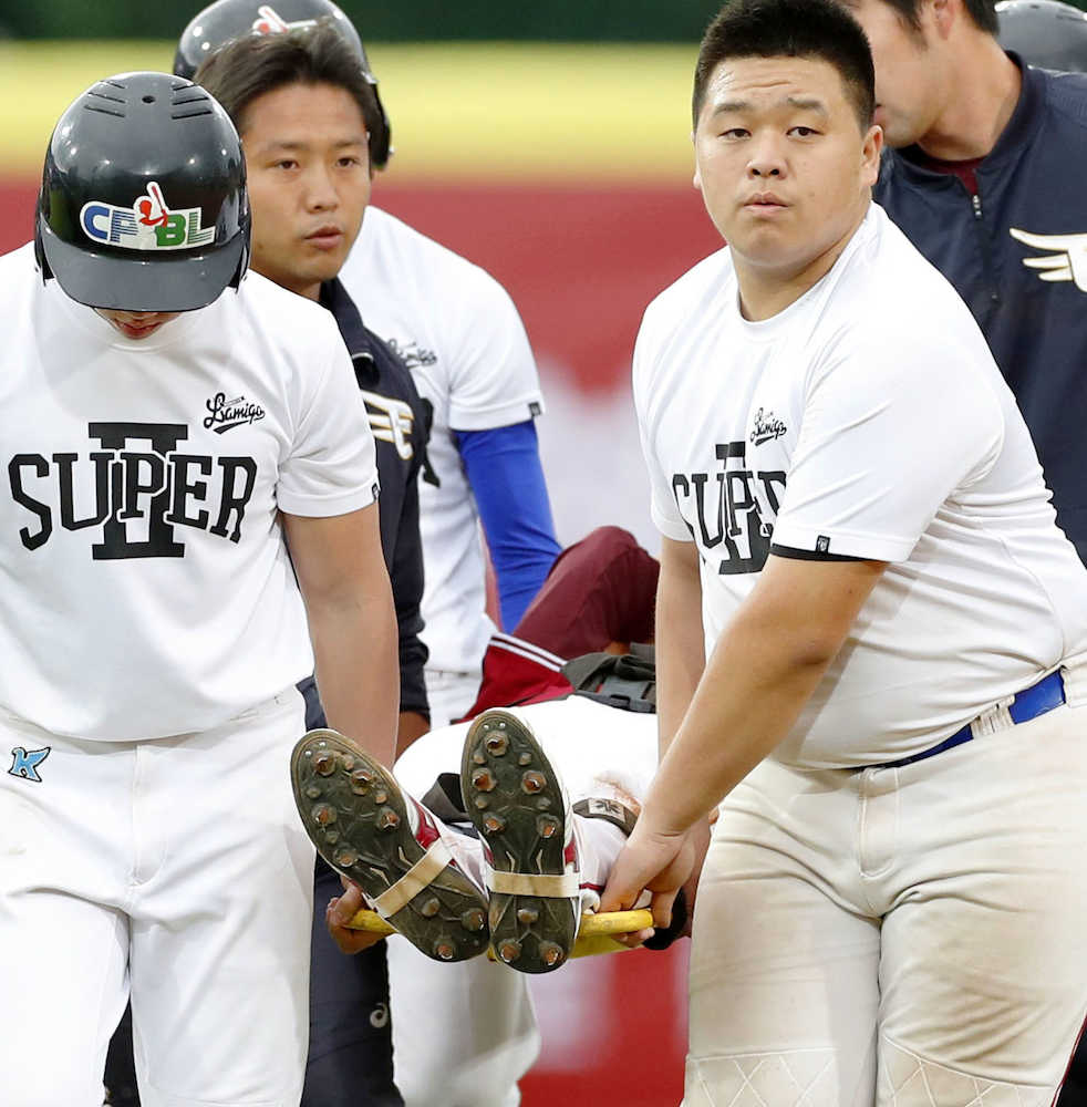 【画像・写真】楽天・田中　ヒヤリ…先頭弾のち担架退場　侍Ｊは辞退か