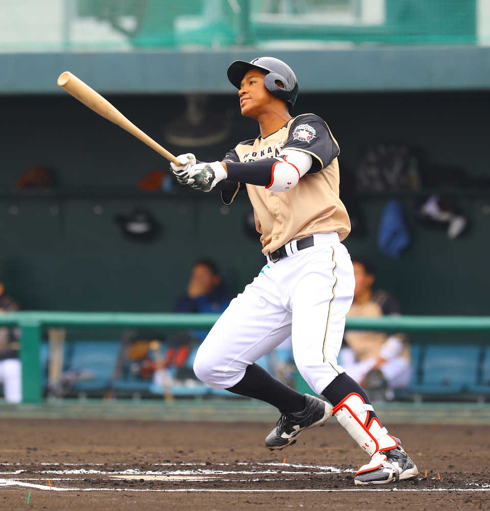 日本ハム ドラ４万波 初安打がプロ１号 一球で仕留められた スポニチ Sponichi Annex 野球