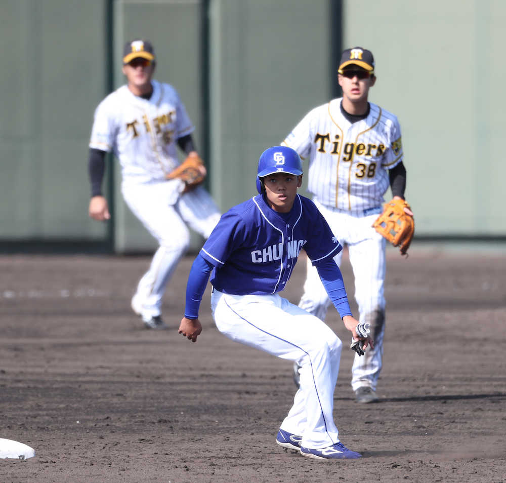 【画像・写真】大阪桐蔭コンビ実戦デビュー！中日・根尾がプロ初出塁、日本ハム柿木は１回０封！
