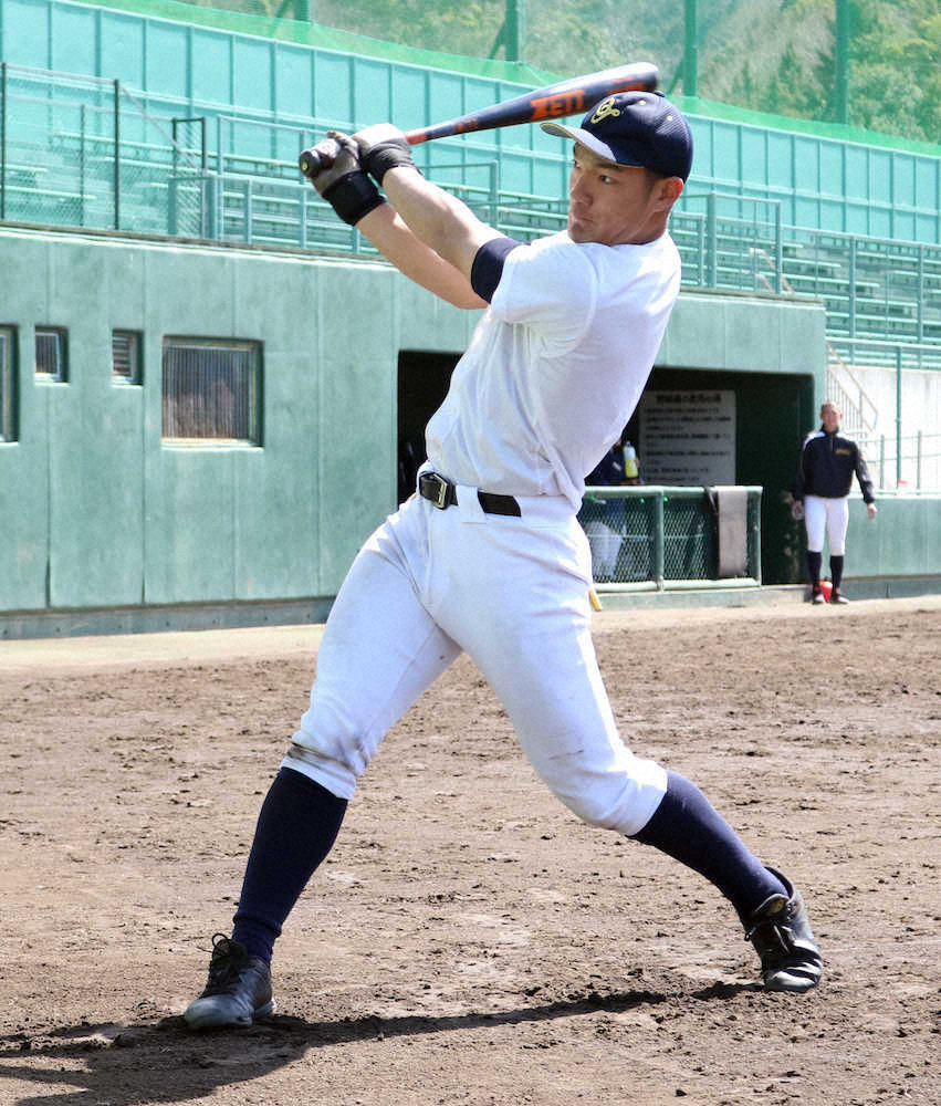 【画像・写真】札幌大谷　山口、初のベンチ入り　左打ち内野手の長打期待