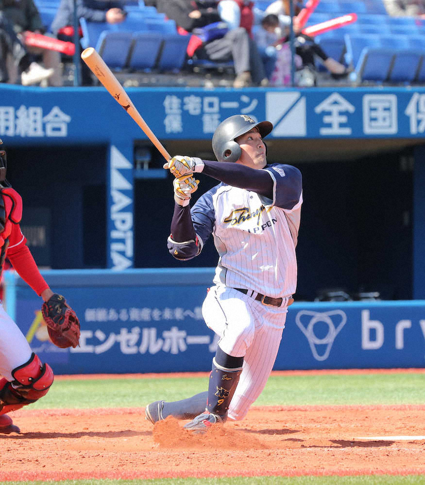 【画像・写真】日本新薬、４番・中が今季初アーチ　3連勝呼び込み「勢いがついたと思う」　