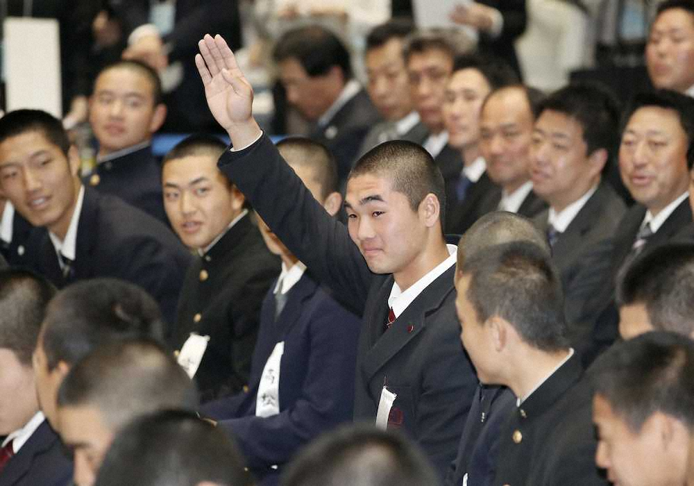 【画像・写真】センバツ抽選　150キロ右腕・奥川擁する星稜は履正社と対戦、選手宣誓は広陵・秋山主将