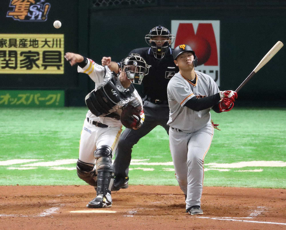 【画像・写真】小林＆甲斐が強肩発動　捕手対決も魅せた　7回ともに二盗阻止