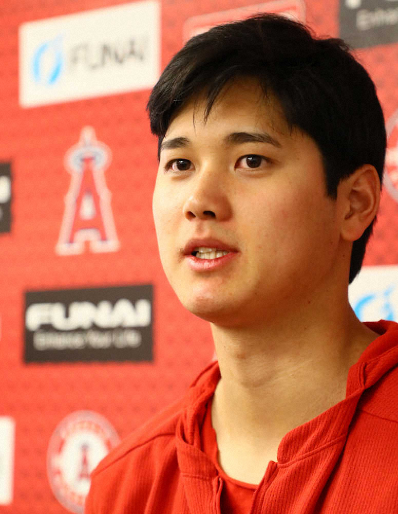 【画像・写真】大谷、イチの開幕戦感動ハグ見逃した「歯を磨いていた」