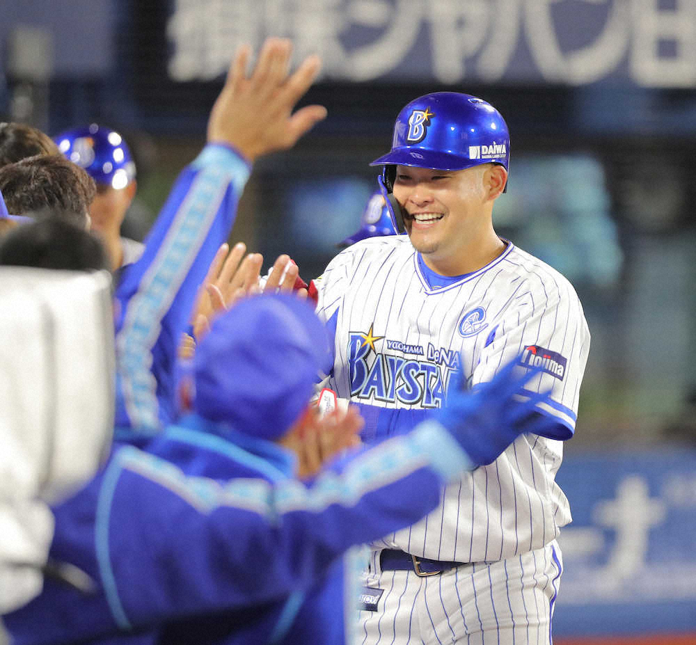 【画像・写真】筒香5打点！先制打＆3ラン　8年ぶり本拠開幕戦勝利「最後まで戦い抜く」