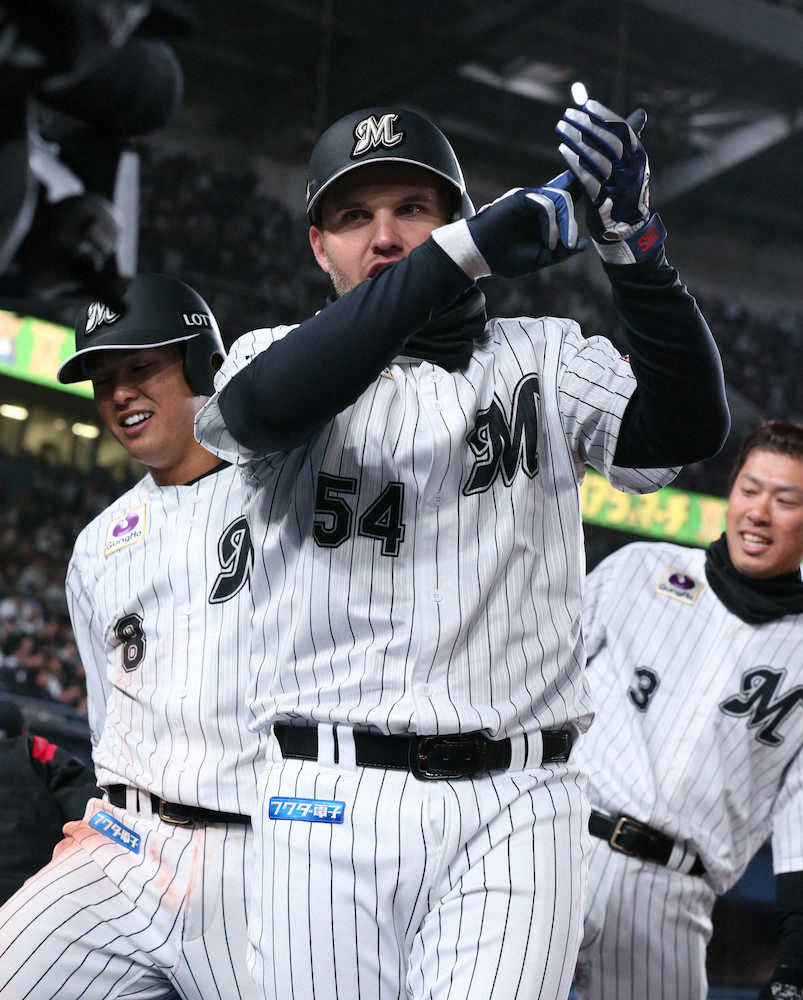 【画像・写真】ロッテ・レアード移籍後1号は逆転3ラン「幕張寿司は今日がオープン」