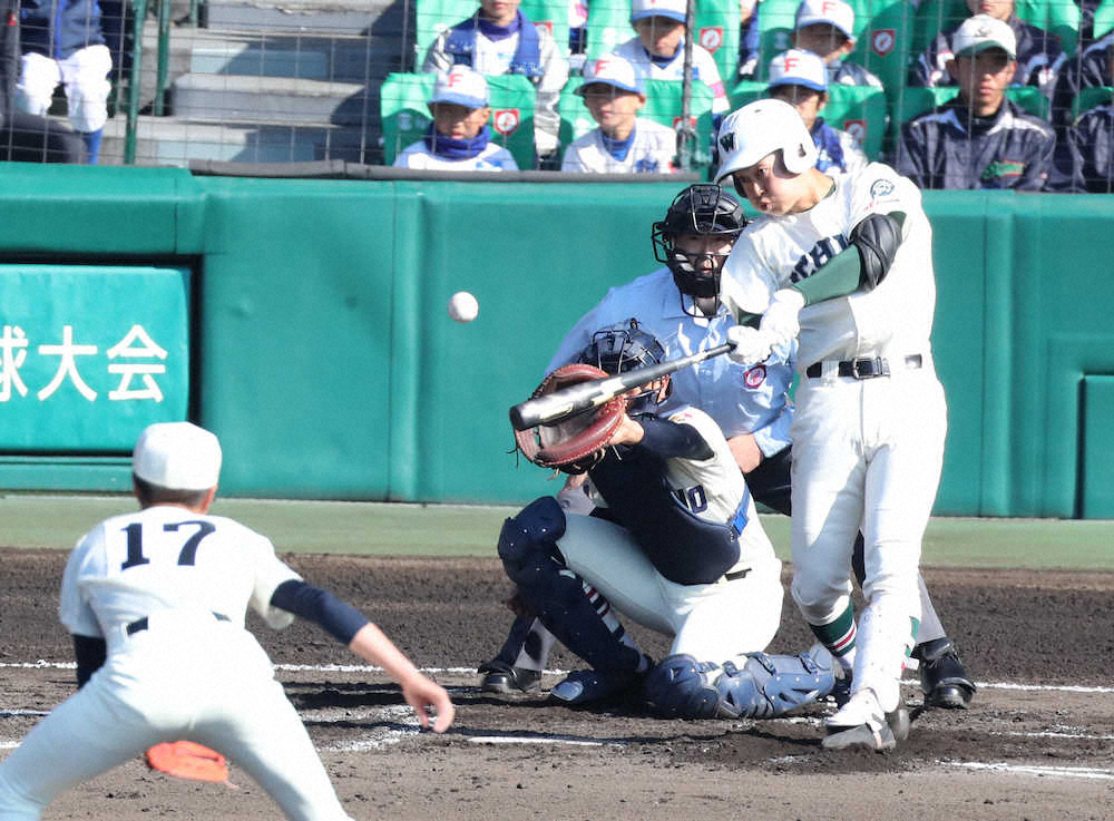 【画像・写真】市和歌山4強逃す　響いた捕球ミス「ボールが応援団と重なり…」