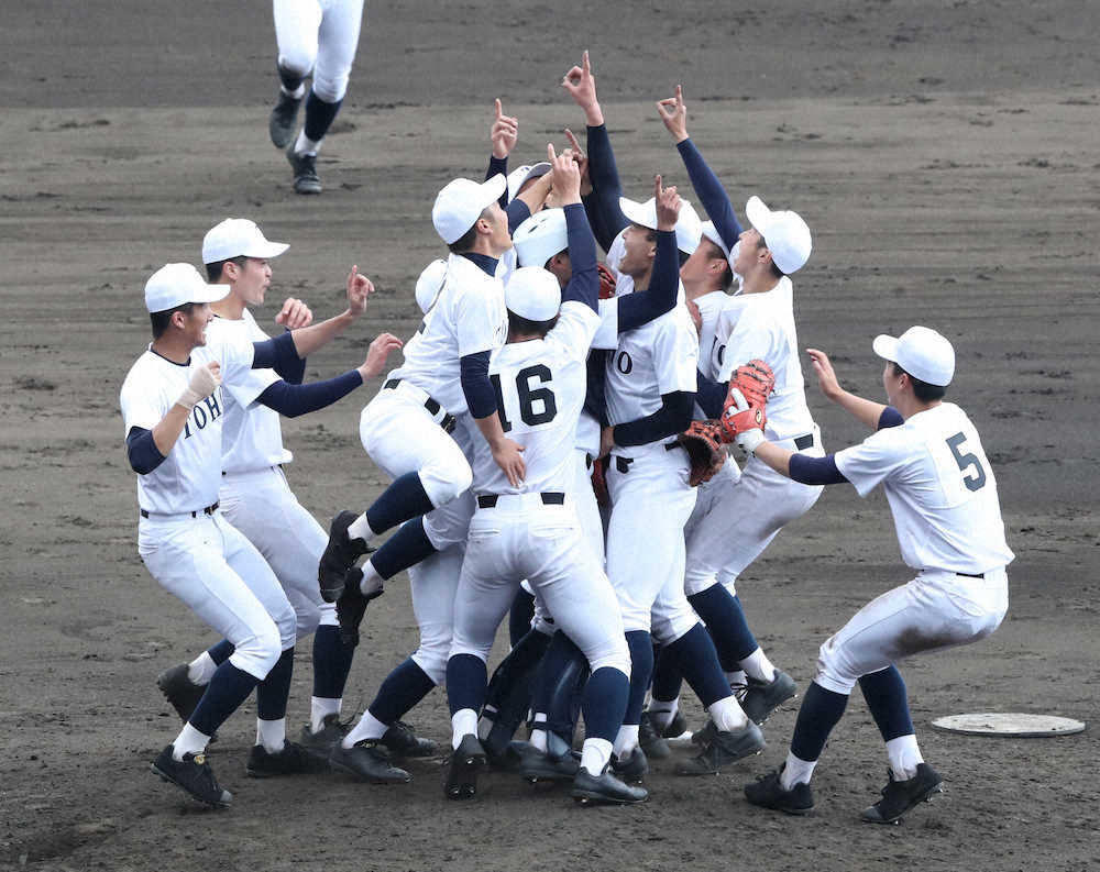 【画像・写真】東邦・森田監督、石川の2発＆完封劇に「たいしたもの」ナインの成長称える
