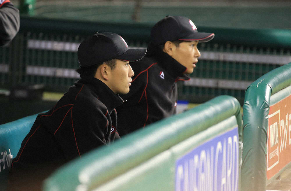 【画像・写真】ロッテ　初登板のドラ３小島にプロの洗礼…2回8失点KO「実力不足」