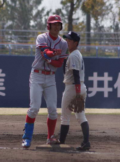 【画像・写真】奈良学園大の“二刀流”菅田　5の5、4打点「タイミングの取り方だけを意識」