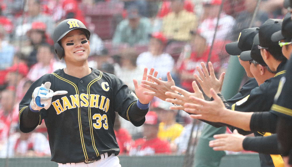 【画像・写真】今季初の2番　阪神　糸原が3安打「西さんが投げていたんで」