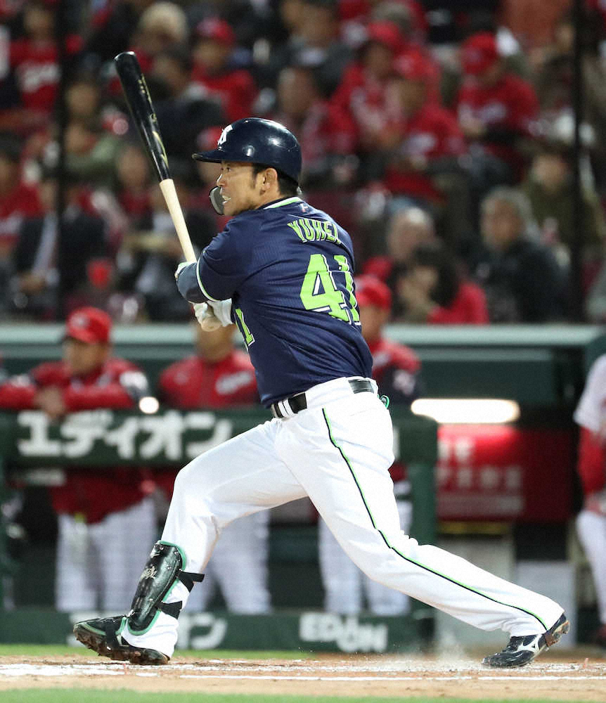 【画像・写真】ヤクルト・雄平3試合連続打点　3回野村から同点打