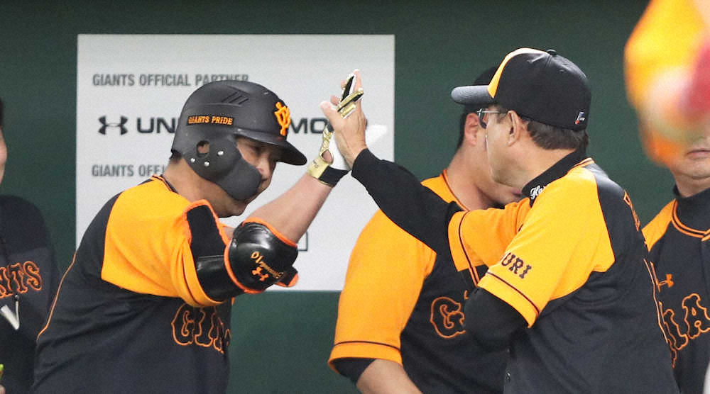 【画像・写真】巨人“天敵”ライアンを攻略！ビヤヌエバに代打・阿部　原采配が的中