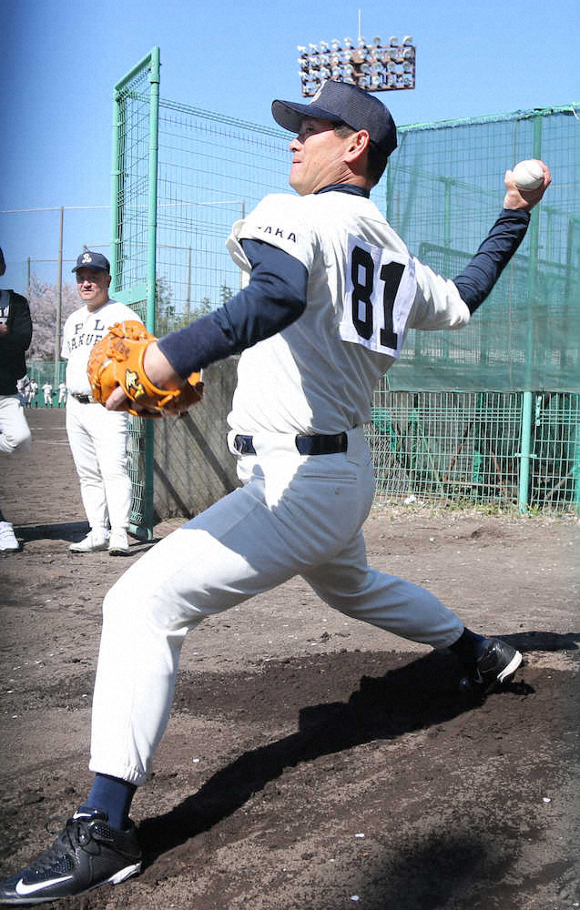 【画像・写真】マスターズ甲子園へ桑田氏「先発＆4番」の二刀流、「五十肩…」と自虐も1回2K＆1打点