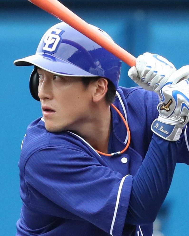 【画像・写真】育成出身の中日・渡辺勝が思い出の甲子園で待望プロ初安打　すかさずプロ初盗塁も決める　