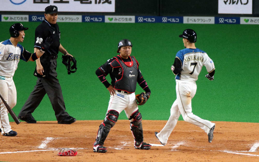 【画像・写真】3連勝もたらした日本ハム・西川の「洞察力」、三盗&相手の悪送球誘う　