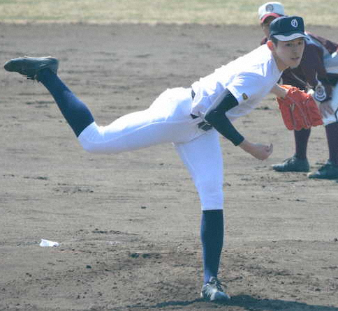 【画像・写真】大船渡163キロ腕・佐々木　練習試合で4回9K、相手お手上げ「真っすぐがうなる」