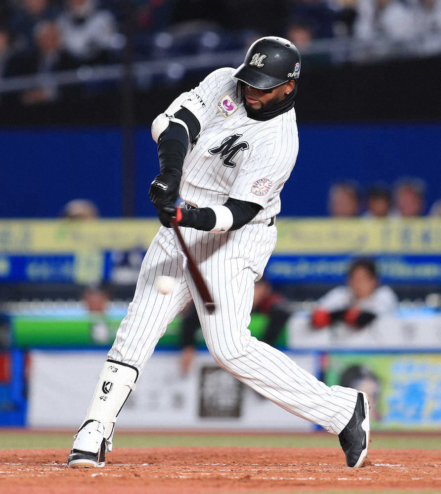 【画像・写真】ロッテ・バルガス　さっそく早出効果！先制打で9試合ぶり打点「コーチのおかげだよ」