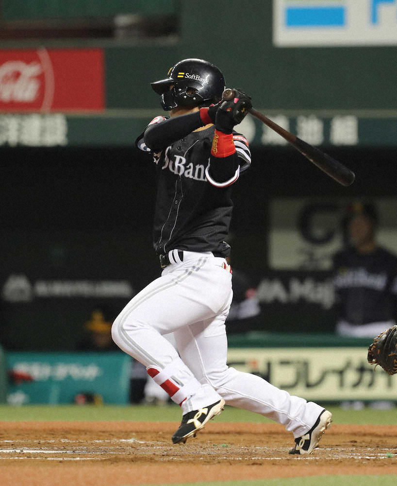 【画像・写真】ソフトバンク、大幅打線改造実った！プロ初3番・今宮が先制打