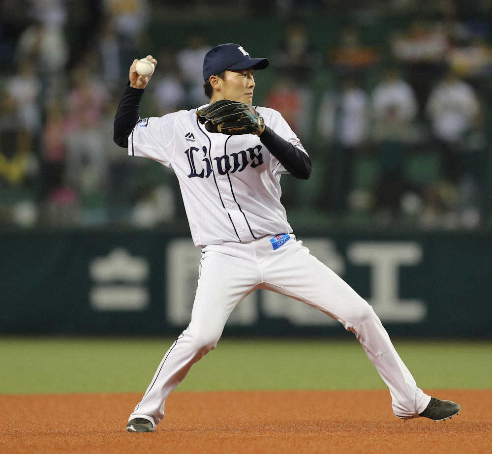 【画像・写真】西武・源田　4試合ぶりにスタメン出場、8回に左前打「打てて良かった」