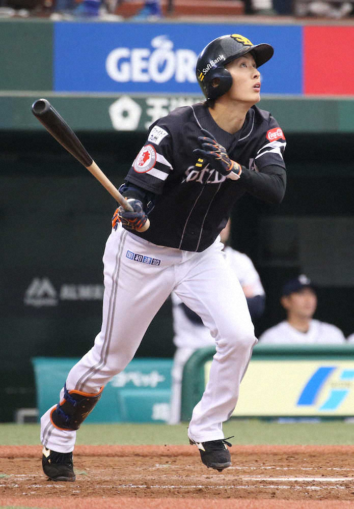 【画像・写真】ソフトB初ものづくし、周東はプロ初安打が3ラン！「練習でもあんな打球を打った記憶ない」