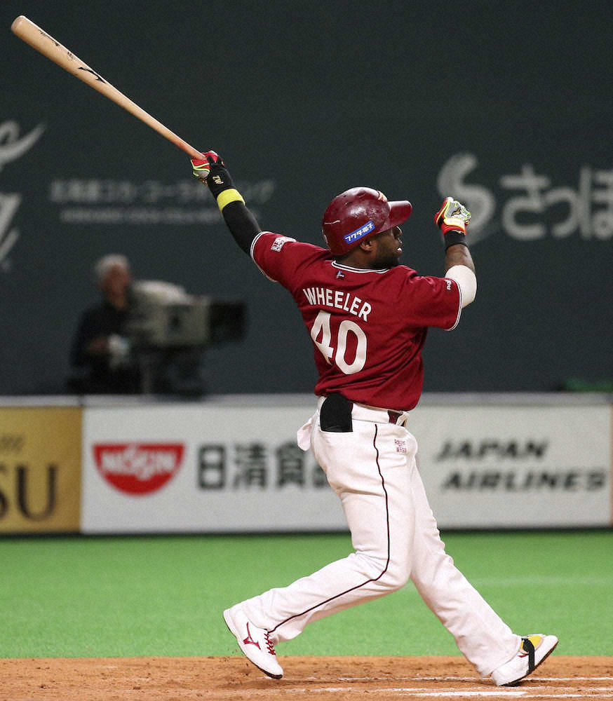 【画像・写真】楽天・ウィーラー、土壇場で決勝3ラン！同点弾・ブラッシュと助っ人2人の活躍で首位快走