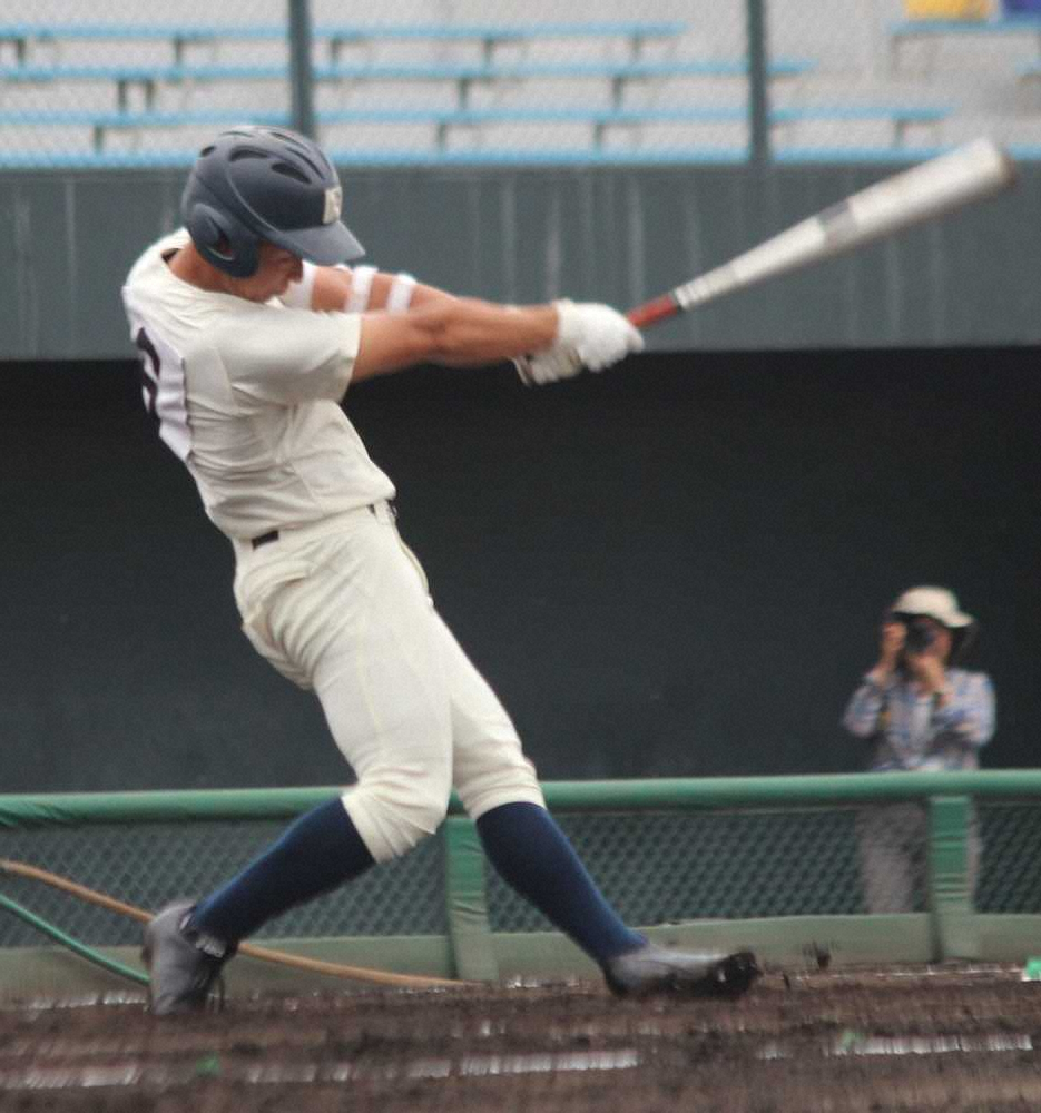 【画像・写真】西日本短大付、センバツ出場校に3連勝で決勝進出　2年・宇郷3ランで3150ポーズ出た！
