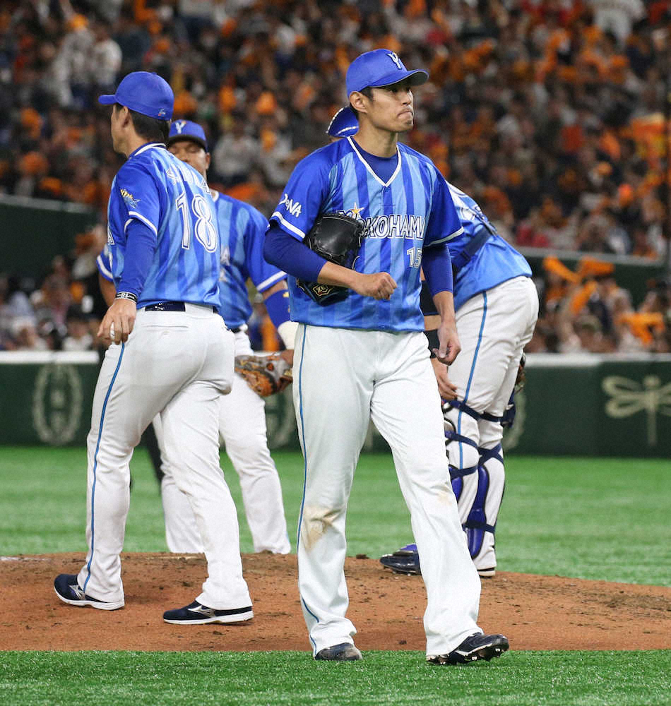 【画像・写真】8連敗中のDeNA、苦しいスタート　先発・井納が4回途中5失点降板　満塁で大和が2点タイムリーエラー