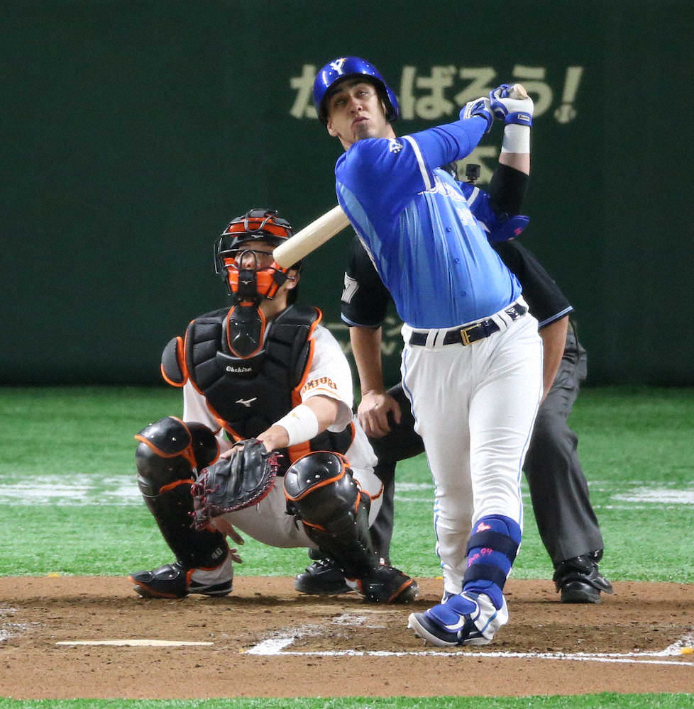 【画像・写真】昨季セ本塁打王のDeNA・ソトが来日50号　連敗を8で止められるか