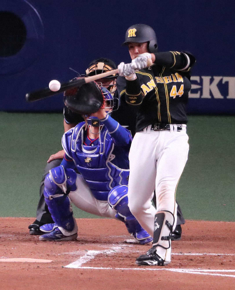 【画像・写真】阪神・梅野　先制適時二塁打　岩貞を援護