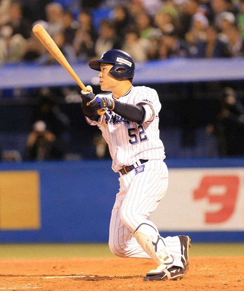 【画像・写真】ヤクルト中村　一時逆転の2号2ラン「石川さんに勝ちを…」