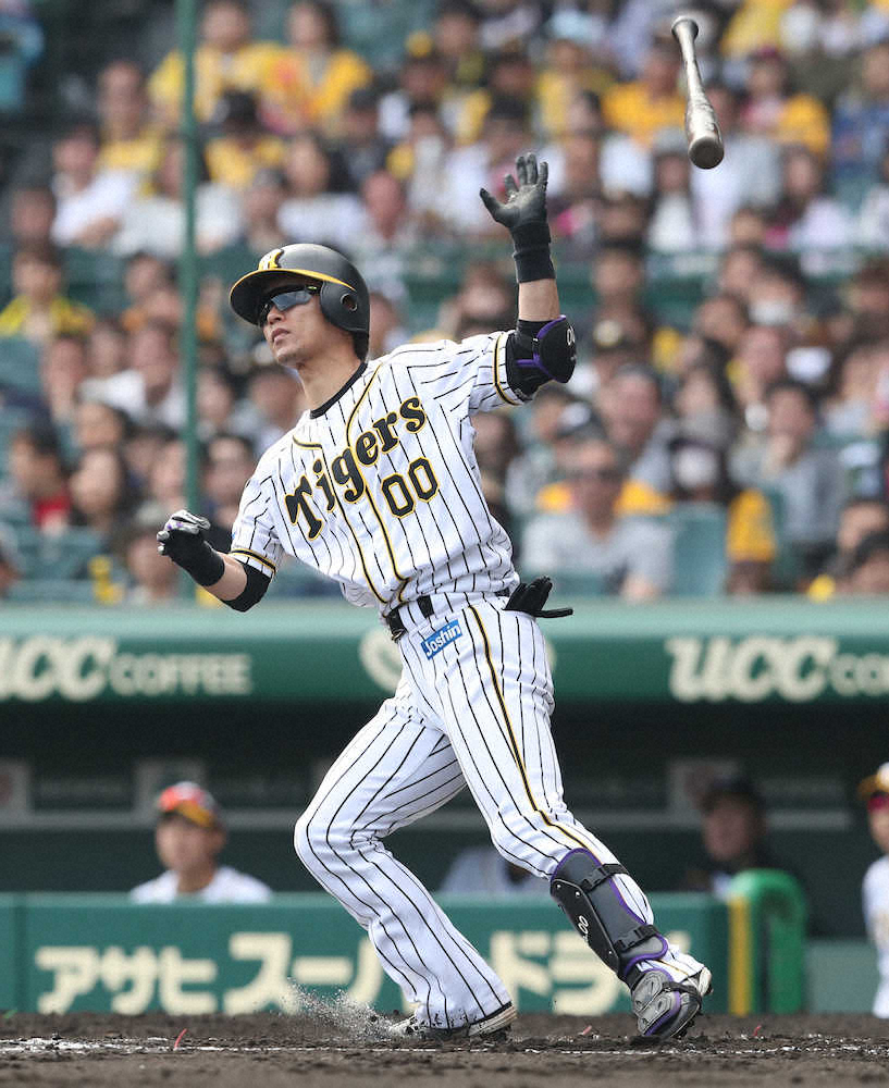【画像・写真】阪神・上本、虎日本人令和1号　5試合ぶり先発で1年ぶりアーチ