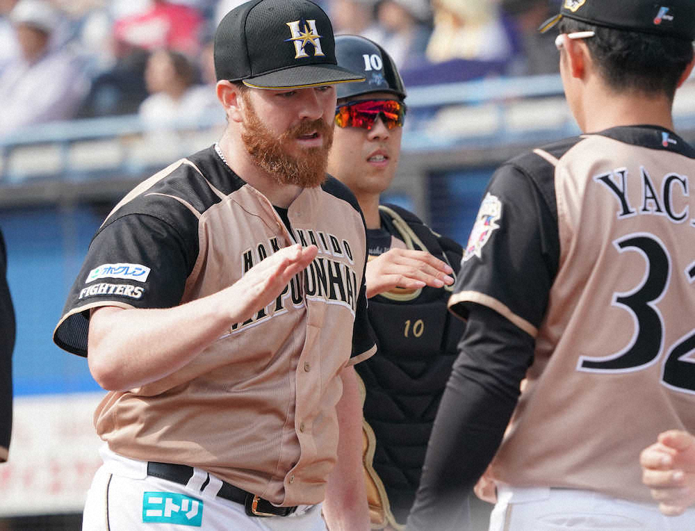 【画像・写真】日本ハム　投打かみ合い快勝、貯金1　ロッテは借金3