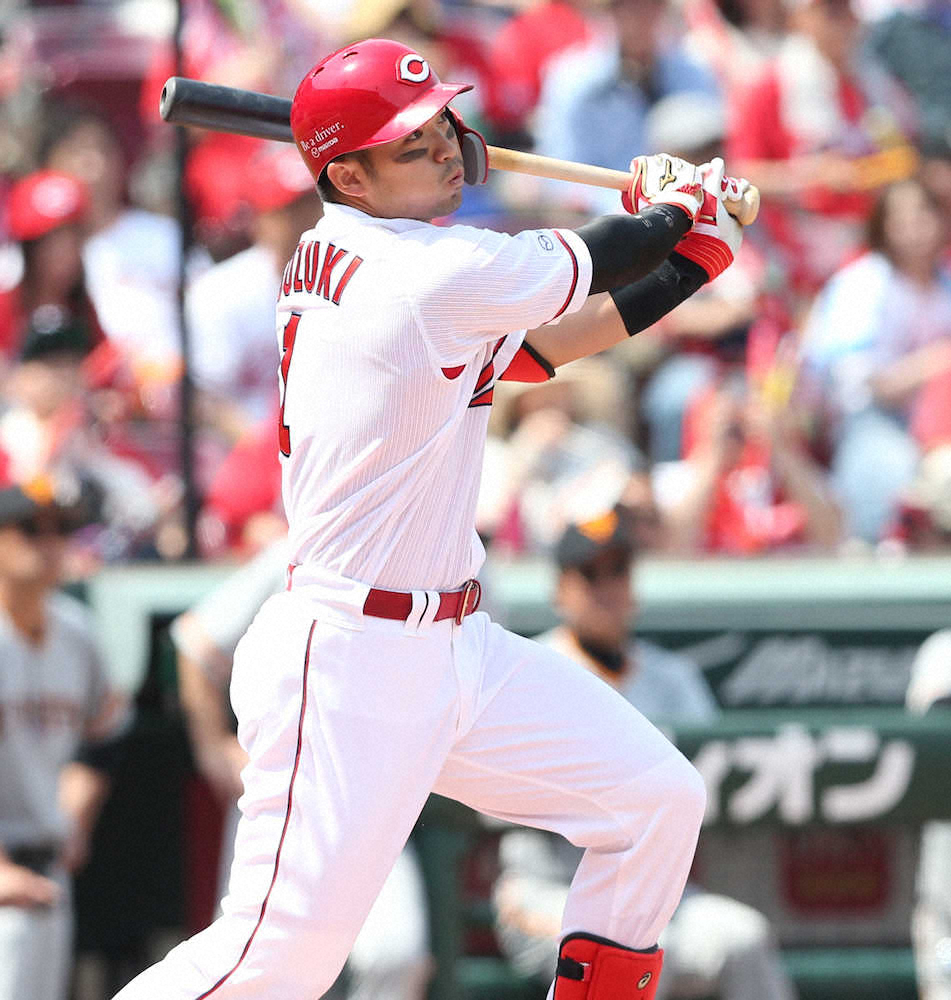 【画像・写真】広島・誠也、江藤超え球団最年少100号「ヒットの延長がスタンドに…という感覚」