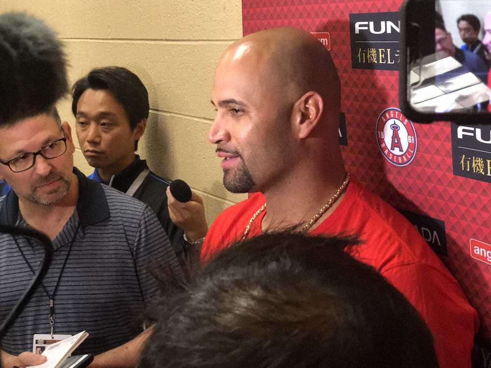 【画像・写真】プホルス　本塁打で決めた2000打点　思い出は胸に、記念ボールはファンに