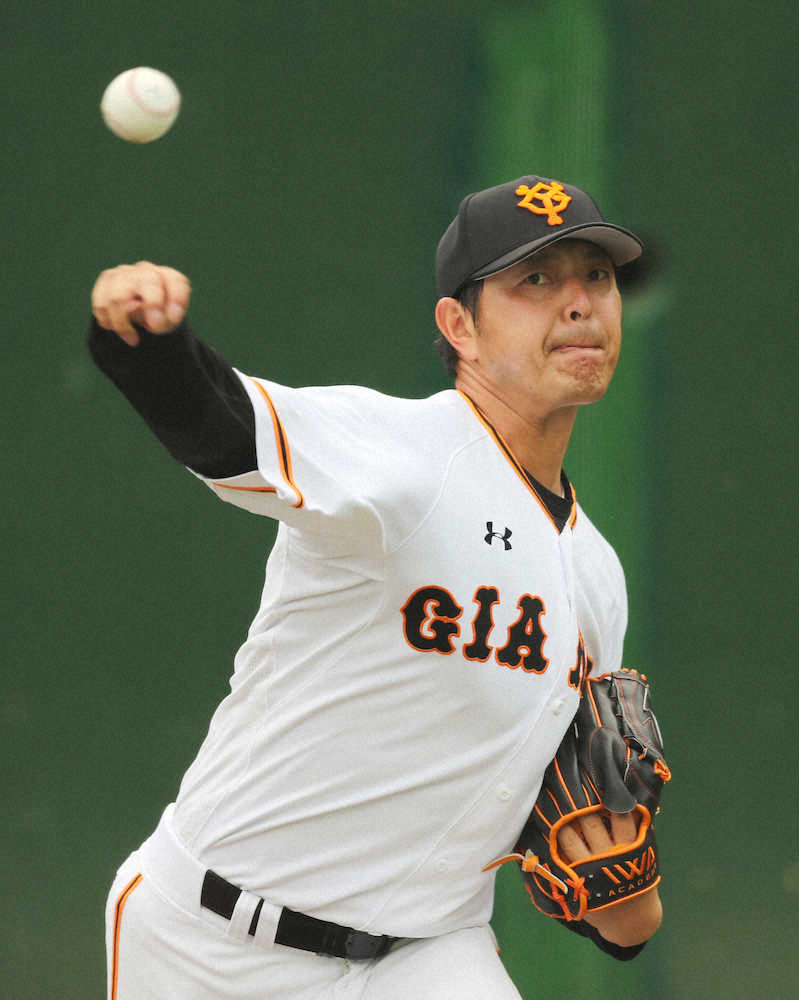 【画像・写真】巨人・岩隈　捕手座らせ30球「体とボールが合ってきた」