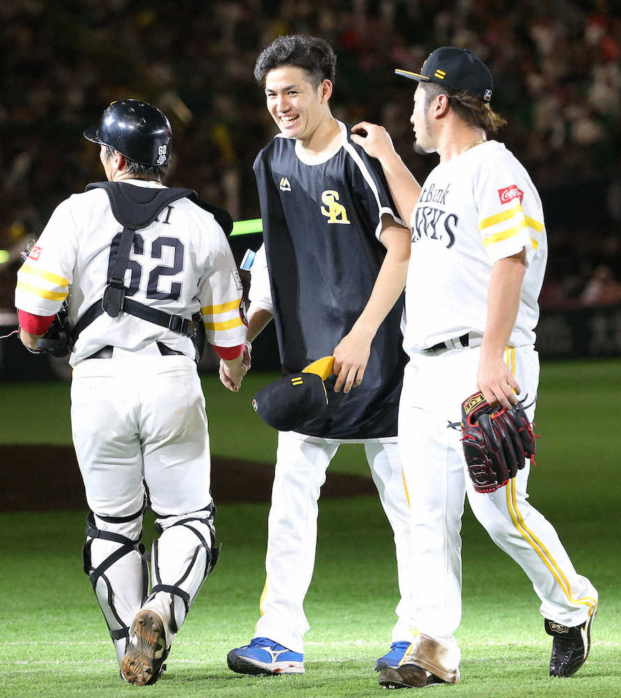 【画像・写真】ソフトB高橋礼　無傷の5勝目　甲斐の一発に感無量「次も必ず打ってください」