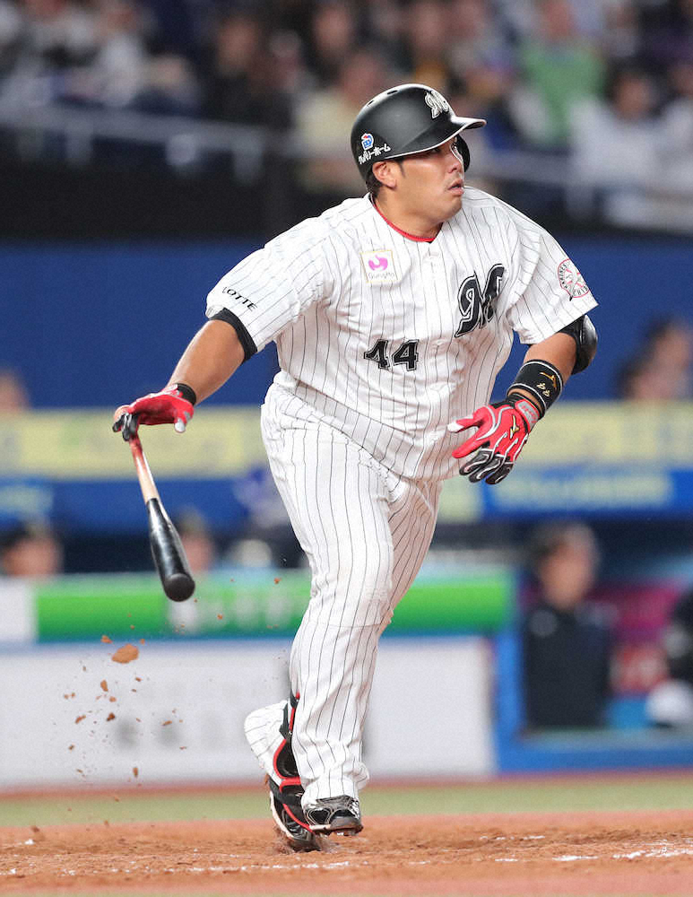 【画像・写真】「やられっぱなしではね」ロッテ、井上が逆転劇呼んだ！4番の一発がチーム初安打