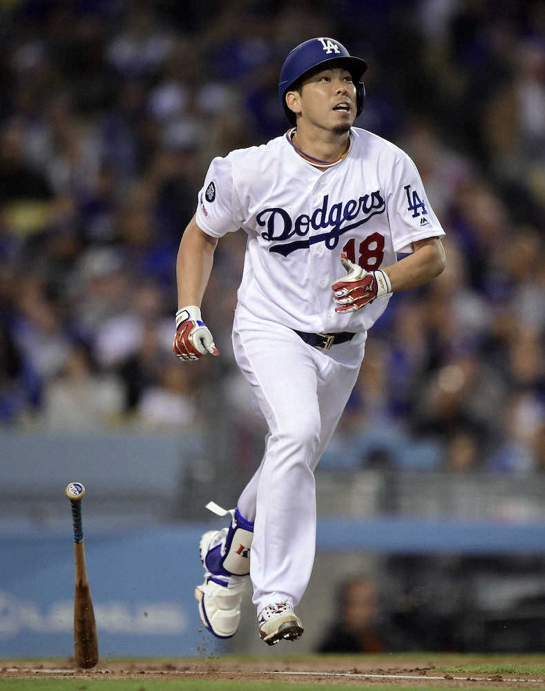 【画像・写真】先制2点適時打を放つ前田(AP)