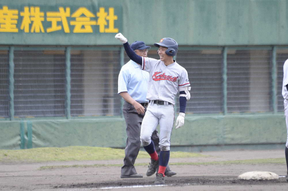 【画像・写真】京都国際　センバツ8強の龍谷大平安破り決勝進出　プロ注・上野が決めた